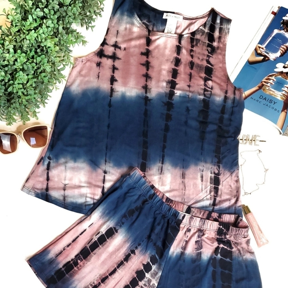 Chill Two Piece Short Set